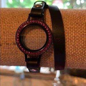 Origami Owl medium twist wrap locket and band